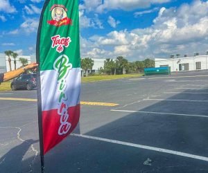 Quality teardrop flag printing in Winter Park Florida