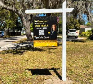 Real estate rider sign maker near me in Casselbery Florida